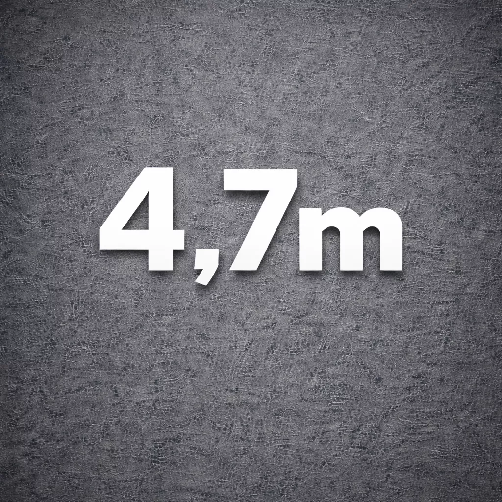 4,7m